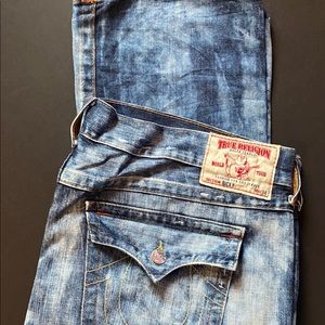 True Religion, Men’s Size 44, Style: Ricky